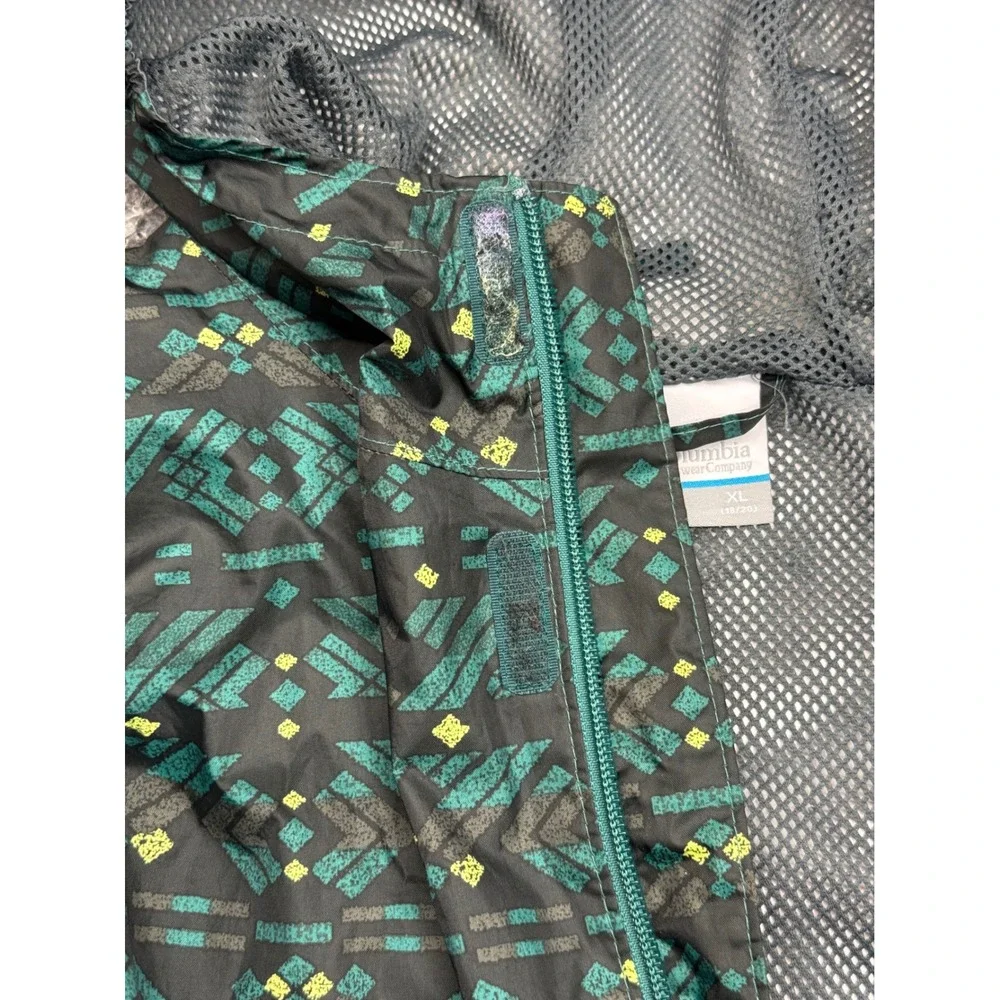 Columbia Boys XL 18/20 Hooded Windbreaker Jacket Green Aztec Geometric Print
